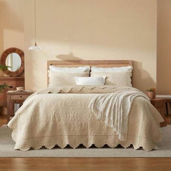 3 Piece Queen Oversized Luxury Bedspread Quilt Set MarCielo Biege NEW